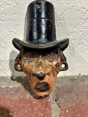 Wilton Mr. Dry Top Hat Man Wall-Mount Bottle Opener